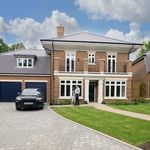 Modern 4-Bedroom Detached Home in Hildenborough, Kent