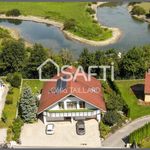 Magnifique maison familiale de 220m2 avec une vue Panoramique proche de la Suisse