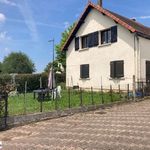 Ensemble immobilier: 1 louée et l'autre à rénover, 5 chambres, jardin, 3 garages.