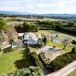 Propriété de 250m², vue sur Gordes, terrain 7600m²