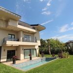 Detached and Semi-Detached Villas with Pools in Beylikduzu, istanbul