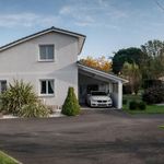 Superbe maison avec beau jardin et piscine