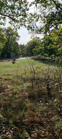 The agency Pont Cardinal Immobilier offers for sale a flat plot of 1381m2 in Chartrier Ferrière quiet in a small hamlet. The various networks pass through the path. Provide individual sanitation