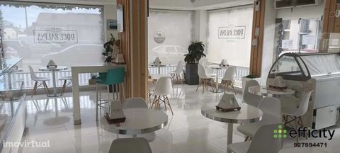 Pastry working with movement located in Rio Maior, near the park, finances, city hall, commerce and the square where you can buy always fresh food. It serves quick meals, bread, fresh pastries, ice cream among others. All equipped with kitchen and wo...