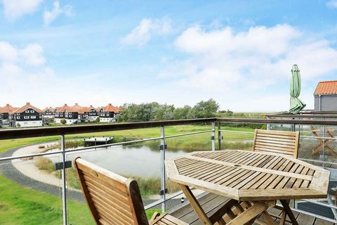 Appartement situé à env. À 300 m de la plage adaptée aux enfants et de l'un des plus grands ports de plaisance de Funen, Bogense. L'appartement est décoré de couleurs vives et depuis le salon, il y a une vue sur la région avec entre autres. lacs et u...