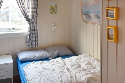 Great holiday cottage built in 2010, secluded location high above Nordfjorden, with a panoramic view of fjord, mountains and small towns. Situated at 350 masl., this cottage is the perfect getaway place to relax and enjoy the scenery. The closest nei...