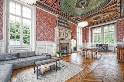 Just 69km north of Paris, this beautiful Napoleon Style Chateau lies in an originally kept, picuresque little village, nestled in Compiegne National forest. So here you can find: tranquility nature forest hiking jogging biking horseriding hunting fis...