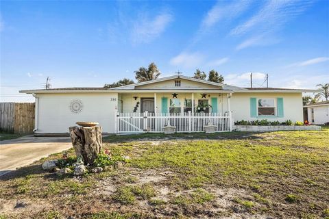 Highest and best offers due by Sunday, March 24, 2024. SELLER MOTIVATED! Huge price improvement! ASSUMABLE FHA LOAN of 4.125% Interest* for qualifying buyer(s). Welcome to a delightful 3-bedroom, 2-bathroom home nestled in the serene community of Ven...