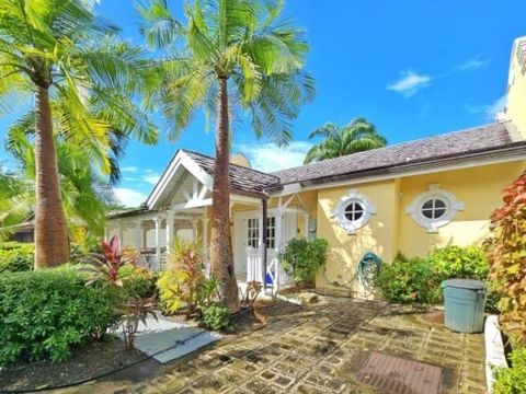 UNVEILING PARADISE AT PORTERS COURT #2: YOUR BARBADOS ESCAPE AWAITS! Nestled in the heart of Porters St. James, Barbados, Porters Court #2 promises a tropical haven of your dreams. This charming 2-bedroom, 2 & a half-bathroom chattel-house styled vil...