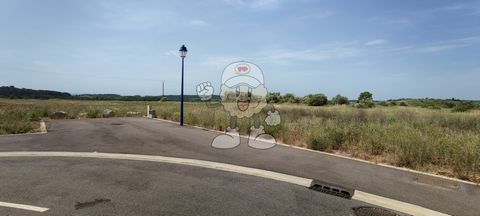 ROUBIA Land for sale in a subdivision In the town of Roubia, village in full expansion, NEW Subdivision. Very nice grounds, exposed FULL SOUTH, sunny and quiet. On a site classified for its proximity to the Canal du Midi. This land has a surface of 5...