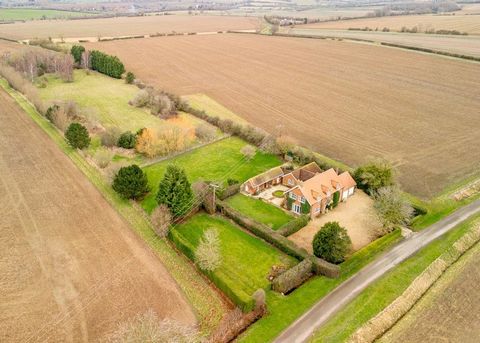 A delightful, extensive property on 3.5 acres of beautiful grounds surrounded by farmland and nature. It is ideal for those looking for somewhere in an idyllic setting or maybe looking for an equestrian home. Road and rail links are excellent despite...