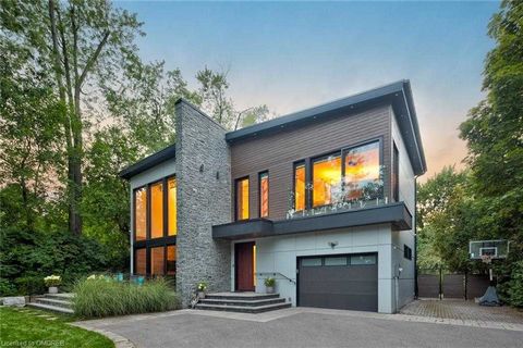 Located at the end of a quite cul-de-sac, this high-performance state-of-the-art Bone Structure home constructed with galvanized steel frame boasts 5745 SQFT of luxury living space on a 0.34A private lot south of Lake Shore with partial views of the ...