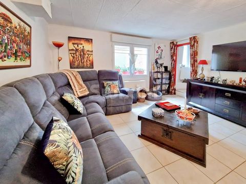 Ref 1995EC: Pont Saint Esprit. Ideally located close to all amenities, you will be seduced by this charming duplex village house, composed of a large living room of approximately 30m² with fully equipped open kitchen, a bedroom, an office, a bathroom...