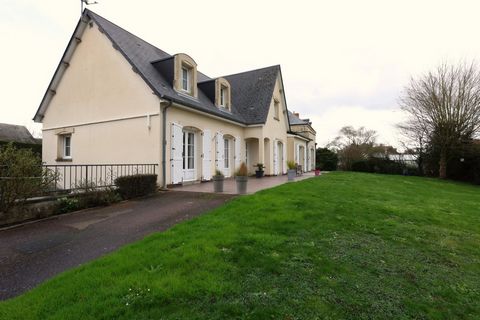 Dpt Calvados (14), à vendre maison P6 de 224 m²