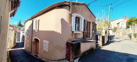 Villanière, 20 minutes from Carcassonne, between Minervois and Montagne-Noire, Jonathan BERJAUD presents a village house composed of a large cellar and a garage on the ground floor, upstairs a first bedroom, a large kitchen, a living room followed by...