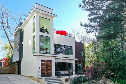 Uniquely situated at the end of Kendall street, 697 defines a Modern-Contemporary home. Made to engage your senses while exciting and lifting your spirits, this home is wrapped by the Freedom Park Trail and a short walk to the Atl Beltline. Run, walk...
