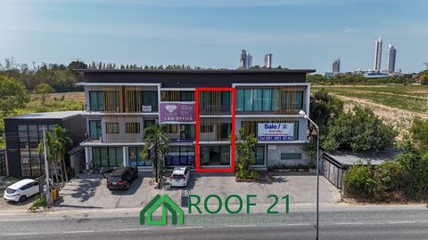 Commercial building for sale in Huai Yai near Sukhumvit Road. -The building has 3 floors, the 2nd and 3rd floors have rooms that can be turned into an office. Or it can be home office. -Every floor has a bathroom. - Area 15 sq.Wah -Every room has air...