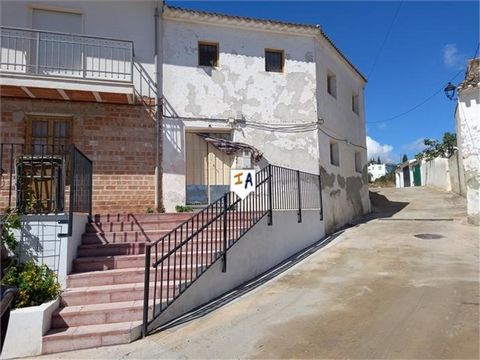 This 94m2 build 3 double bedroom townhouse with an extra garden space is situated in the traditional Spanish village of Fuente-Tojar close to the popular town of Priego de Cordoba in Andalucia. Located in a corner position on a quiet street and havin...