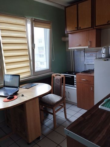 KEY!Viewings at a time convenient for you! Spacious one-bedroom apartment with an easy possibility of remodeling a two-bedroom apartment! Facing south-east! After repair! It consists of a living room, a room, a kitchen, a bathroom with a toilet, two ...