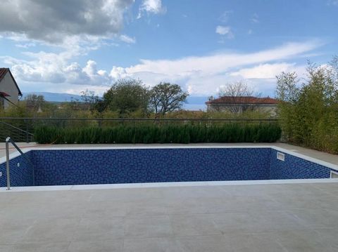Three modern villas in Malinska at the final stage of construction. Villas are about 1 km from the sea and have wonderful sea views.    Each villa has brutto surface of 250-270 sq.m. and land plot of cca. 600 sq.m. with swimming pool. There are two l...