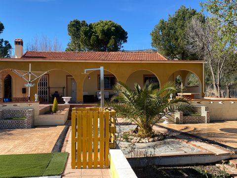 Located in the countryside in the much sought-after area of Santa Ana just outside of the lovely Spanish town of Caudete is the very stylish 3 Bed 2 Bath Villa which has the perfect balance of interior and exterior space. The present owner has totall...