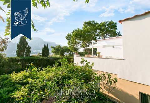 This panoramic luxury villa, located on the exclusive island of Capri, offers breathtaking views of the Gulf of Naples, surrounded by the island's glamorous yet serene atmosphere. Situated in a tranquil residential area near Capri's renowne...