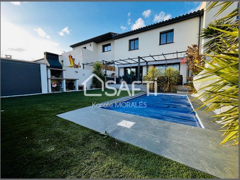 “THE HOUSE” Magnificent house of 126 m2, located 5 minutes from the heart of the pretty Catalan village of THUIR. Close to all amenities, this house will charm you as soon as you enter the quiet and well-located subdivision. As soon as you enter the ...