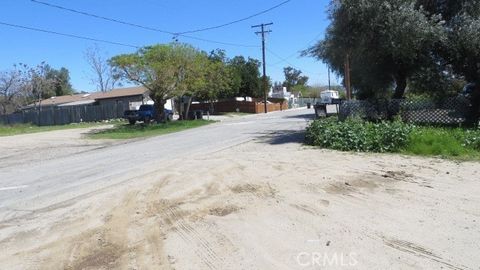 Great Commercial lot, all flat close to the lake, Enjoy Views of The Lake and the Ortega mountains, close to the city of Lake Elsinore main road.