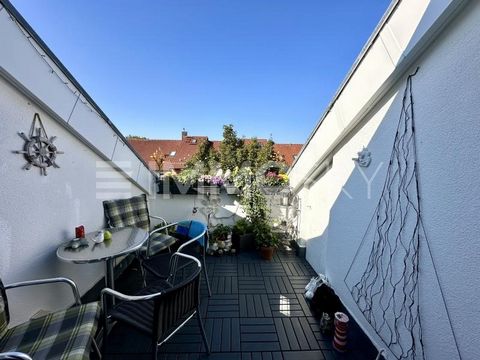 Dit charmante appartement op de bovenste verdieping presenteert zich als een aantrekkelijke en goed onderhouden woning te koop. Het appartement heeft twee lichte en uitnodigende kamers die een aangename woonsfeer bieden. Het appartement is gelegen in...