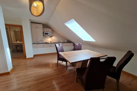 Dieses gut ausgestattete Apartment in Bad Kleinkirchheim ist 50 m² groß und bietet einen komfortablen Aufenthalt für bis zu 4 Personen. Mit 1 Schlafzimmer und neuen Möbeln ist es ideal für diejenigen, die Entspannung in einer malerischen Lage an eine...