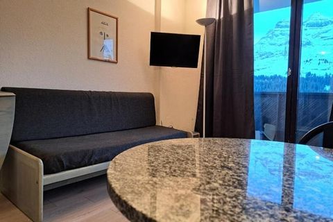 Dieses Apartment in Flaine ForÃªt bietet einen gemÃ¼tlichen RÃ¼ckzugsort, der perfekt ist, um die Ruhe der Berge zu genieÃŸen und gleichzeitig nah am Geschehen zu sein. Da es nur 100 Meter vom Einkaufszentrum Flaine ForÃªt entfernt liegt, haben Sie e...