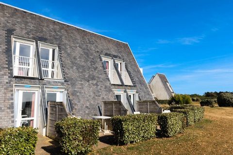 Op 150 meter van de stranden verwelkomt de Résidence Vacancéole Sud Océan u in het hart van Bretagne, tussen zee en platteland. Natuurliefhebbers zullen blij zijn, want het ligt op een steenworp afstand van de oceaan en dichtbij talloze ontdekkingspa...