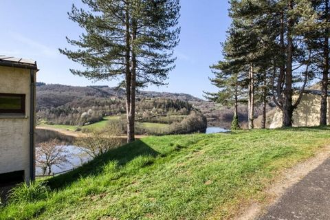 Ontdek de Vacanceole Residence Le Domaine de Confolant in Miremont, aan de rand van het meer Fades Besserves (400ha). Het etablissement verwelkomt u in het hart van de natuur en op 200 meter van het strand en het recreatiecentrum Confolant. Om midden...