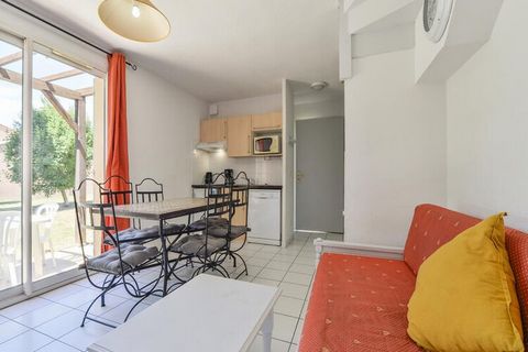 Welkom in Saint-Saturnin-lès-Avignon, in uw villa met zwembad in de Luberon. De Résidence Vacancéole Sun Hols - Les Rives du Lac verwelkomt u voor een idyllisch verblijf, tussen krekels en krekels, brandade en grillgerechten, rosé en pastaga. Het is ...