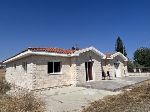 This classic stone house is located in a quiet and peaceful neighbourhood on the outskirts of Limassol. The bungalow is only a five-minute drive away from Agios Georgios Alamanou seaside area, known for its beautiful monastery and traditional fish ta...