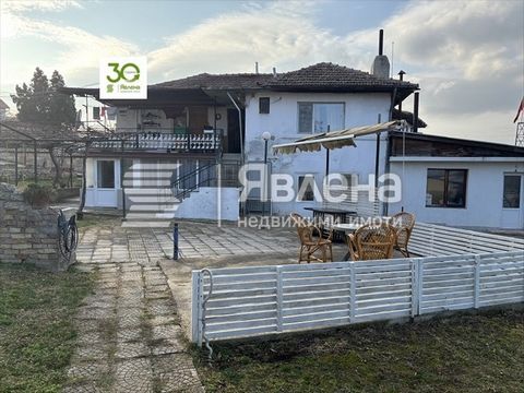 Yavlena - Varna is pleased to offer a two-storey house in the picturesque tourist village of Kranevo. The apartment has two floors, with a total built-up area of 196 sq. m. and has the following layout: First floor: entrance hall, living room, kitche...