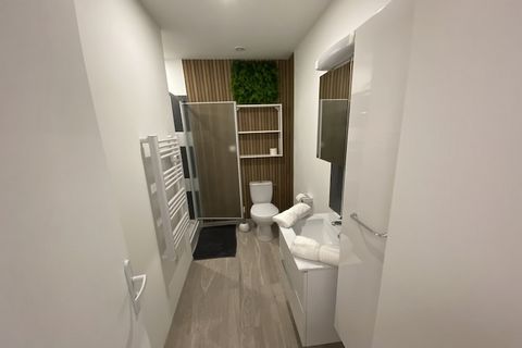 Het appartement in Toulouse heeft 1 slaapkamer(s) en kan gereserveerd worden tot 2 personen. Accommodatie De accommodatie heeft een oppervlakte van 23 m². Tevens heeft u de beschikking over wasmachine, droger, internet (wifi), elektrische verwarming,...