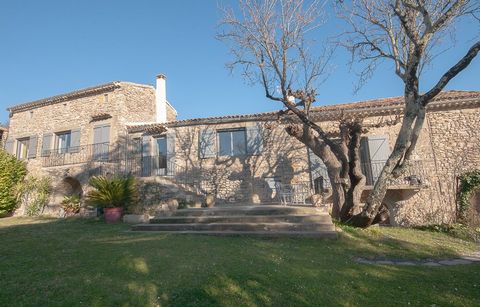 Aancienne magnanerierie, parfaitement rénovée, spacieuse dans un cadre calme et agréable.