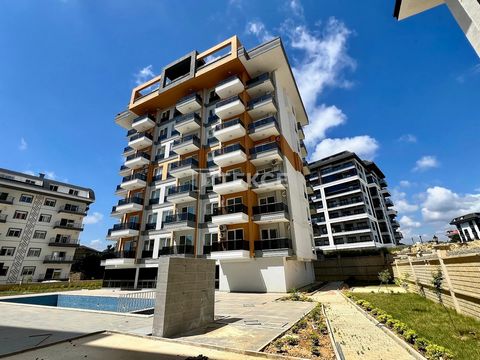 Appartement élégant dans un complexe avec piscine à Alanya Avsallar Alanya Avsallar est un quartier magnifique avec une nature verdoyante, de longues promenades côtières et des plages propres. Attirant de nombreux locaux et étrangers, Avsallar est un...