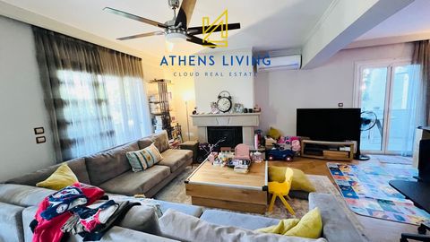 Corner Detached house on 3 levels 202 sq.m on a plot of 150 sq.m renovated in a very good location in down town area of Glyfada, G distance from the beach 1000 meters. It consists on the ground floor of an independent residence of 70 sq.m. consisting...