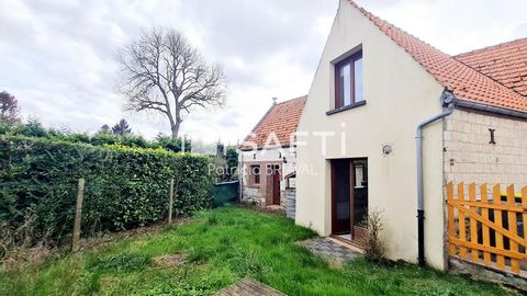 MAISON DE VILLAGE EN PIERRES BLANCHES