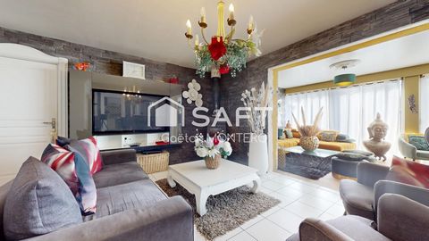 Grande maison avec dépendances et piscine!