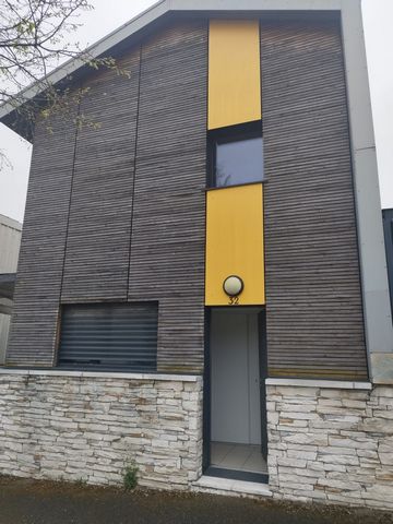 A VENDRE MAISON Type 2 ST PRIEST 69800