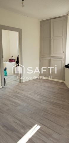 Immeuble :3 logements loués + 1 à créer Idéal investisseur A saisir