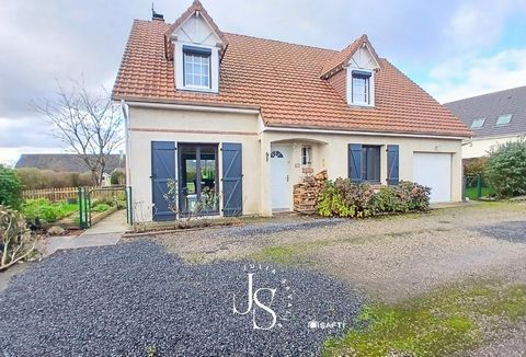 Maison familiale de 2004 en très bon état, 4 chambres, poêle à bois, garage