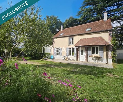 Maison ancienne pleine de charme proche Ezy sur eure, au calme absolu