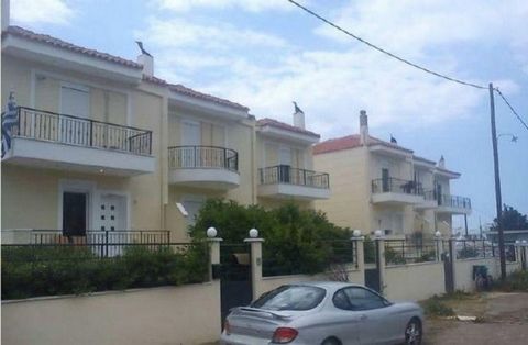 Loutraki Poseidonia, Maisonette For Sale, 133 sq.m., Basement with a surface of 51.45sqm which includes an open plan living-kitchen area, bathroom, elevator shaft, the internal stairway communicating with the ground floor and storage space below the ...