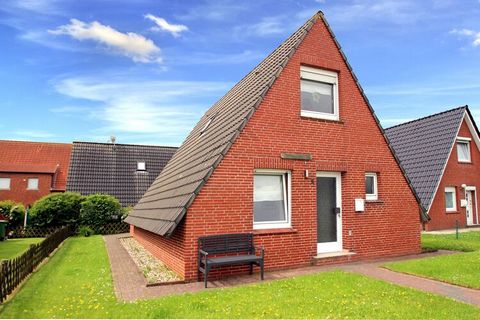 Comfortably furnished Greetjehaus with a small garden plot in a quiet location. You can relax wonderfully on the south-facing sun terrace with comfortable garden furniture. The town center with its typical East Frisian houses can be reached quickly. ...