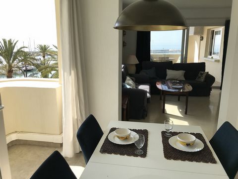 Located in Estepona. Amazing views of the marina and Mediterranean from the balcony of this first-floor apartment.Spacious lounge/dining room with sliding doors to the east facing frontline balcony.Fully equipped kitchen with view of the marina.Main ...