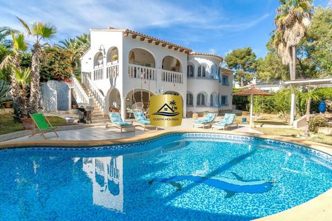 ❶ VILLA PARRA - Villa for sale with two living units just a step away from ARENAL Beach Javea Spain Your Real Estate Specialist in Exclusive Properties · COSTA HOUSES Luxury Villas S.L ® · Presents you this Villa, which is located in a strategic loca...